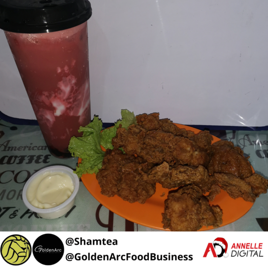 Buffalo chicken bites and red velvet milk tea from Shamtea and Goldenarc food business